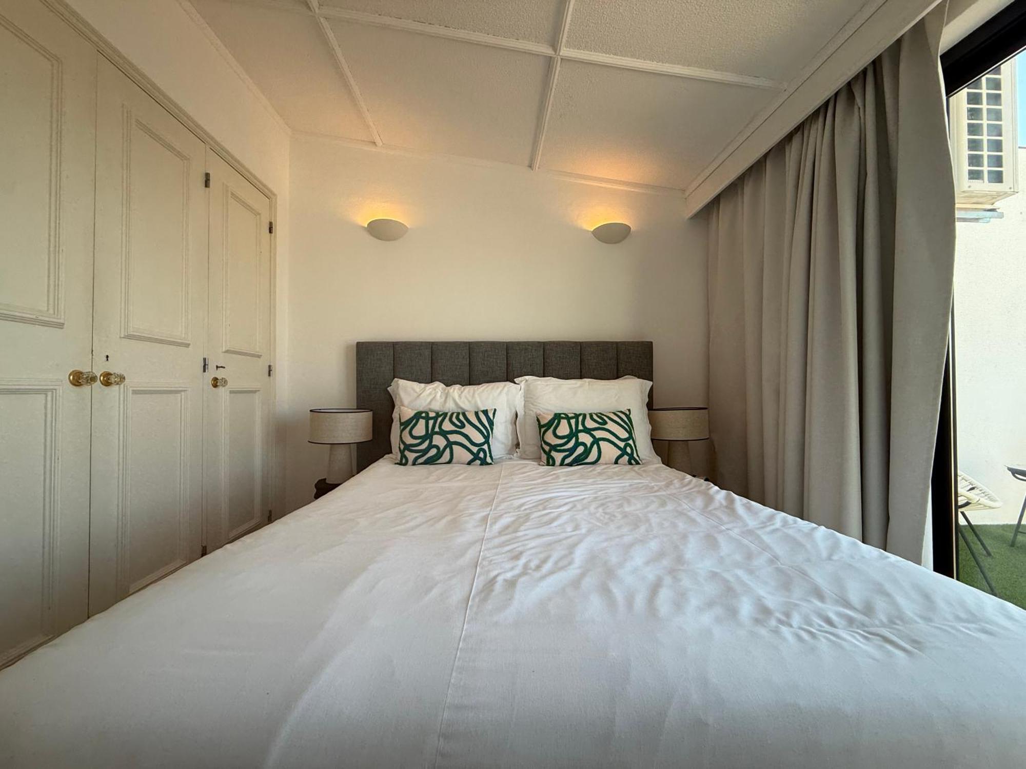Penthouse S.Jorge Seaview T4 Apartment Quarteira Exterior photo